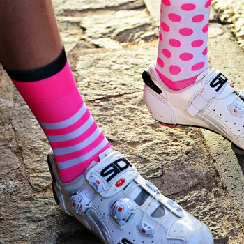 2023 Новые Профессиональные велосипедные носки Защищают Ноги, Дышащий Влагоотводящий Носок, Нейлоновые носки для шоссейных велосипедов, аксессуары для велосипедов