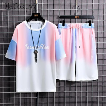 Подростковый повседневный комплект, мужская летняя Корейская версия 2023, Новая футболка из ледяного шелка с короткими рукавами, мужской комплект в паре с красивой спортивной одеждой